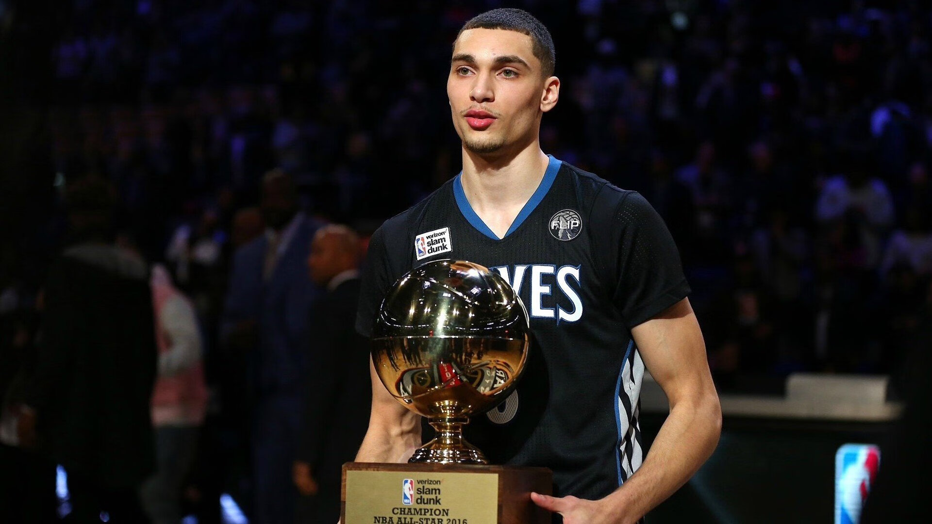 NBA推动女性裁判执法常规赛，联盟性别多元化再升级，nba女裁判员